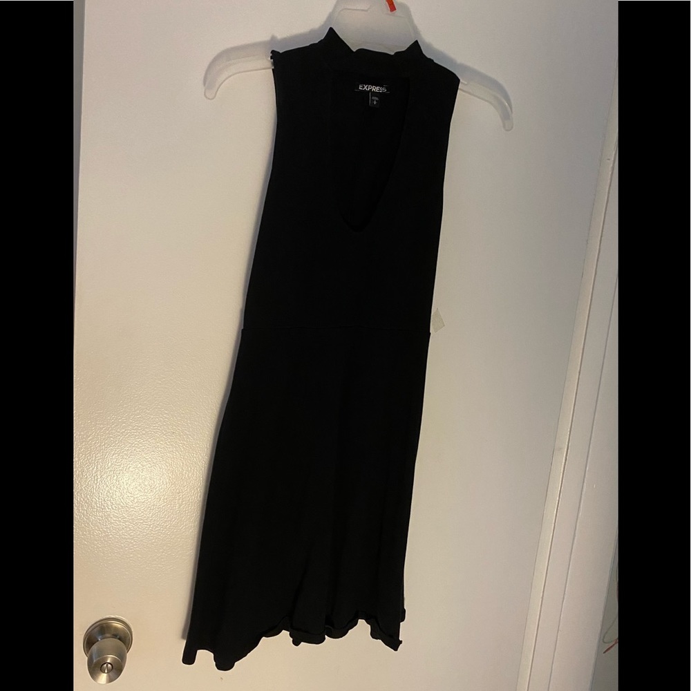 Express V front opening cotton dress.